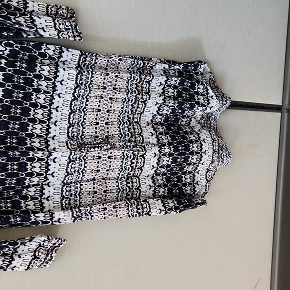 Velvet by Graham and Spencer Bengal Challis Seda Dress Size Small - Picture 4 of 16